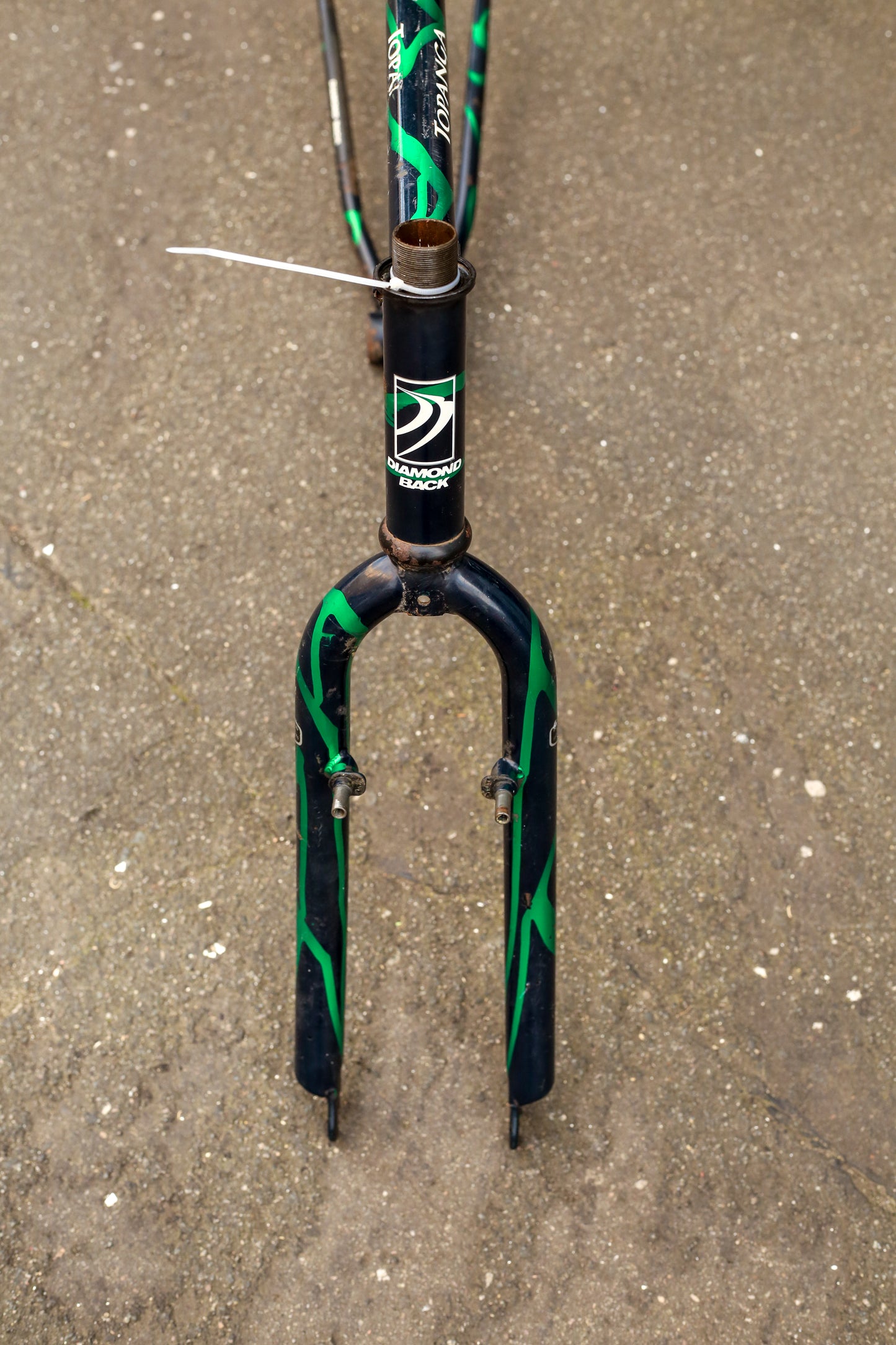Diamondback Topanga (Black / Green)