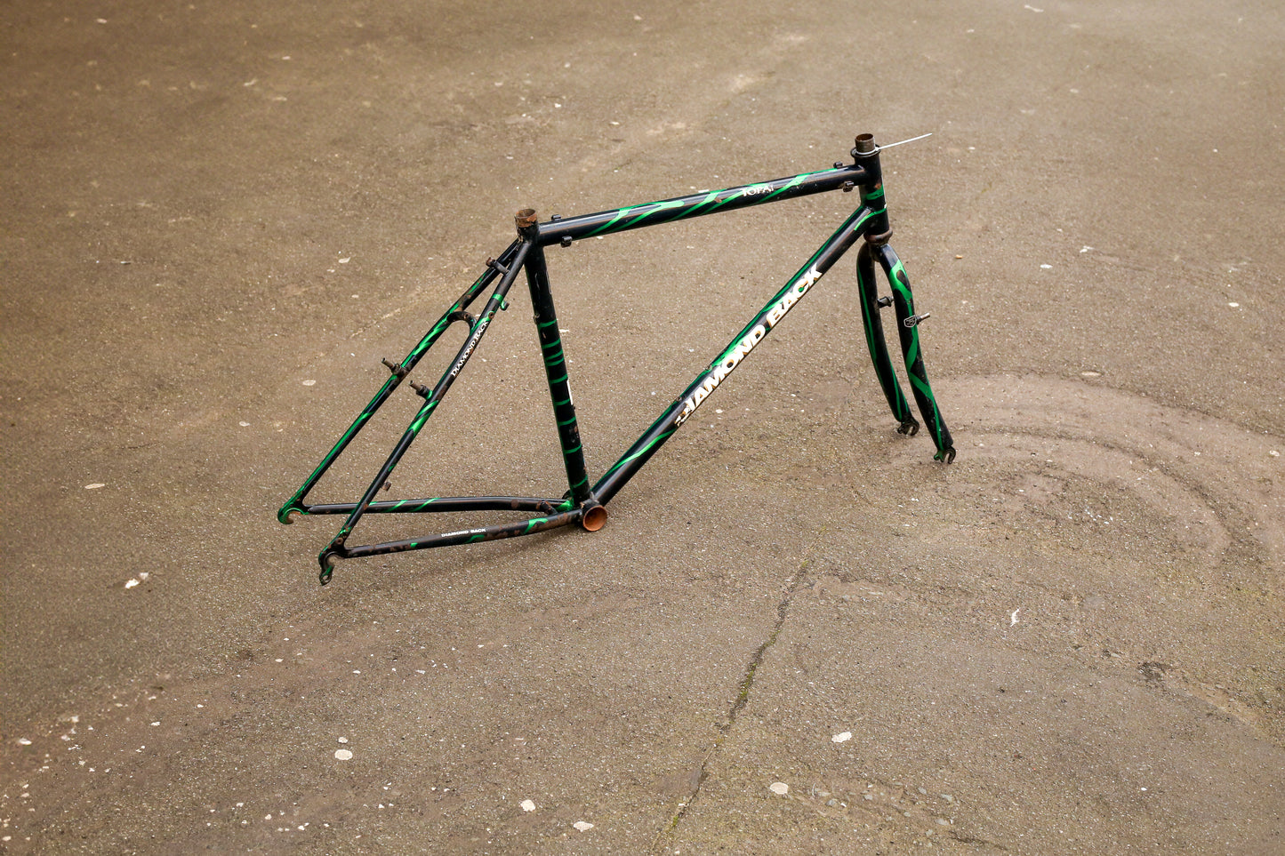 Diamondback Topanga (Black / Green)