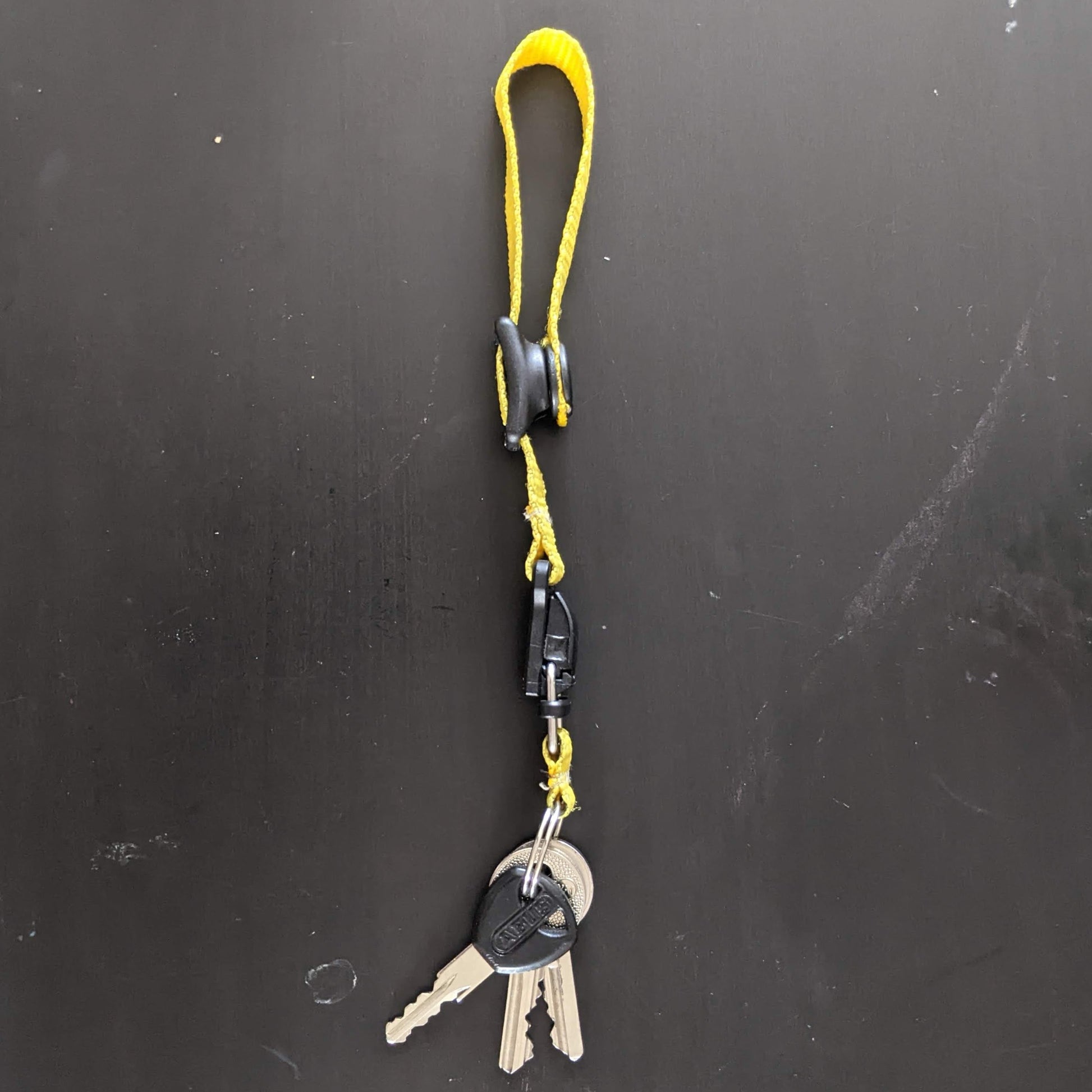 Key-Dangler-Yellow-Yellow