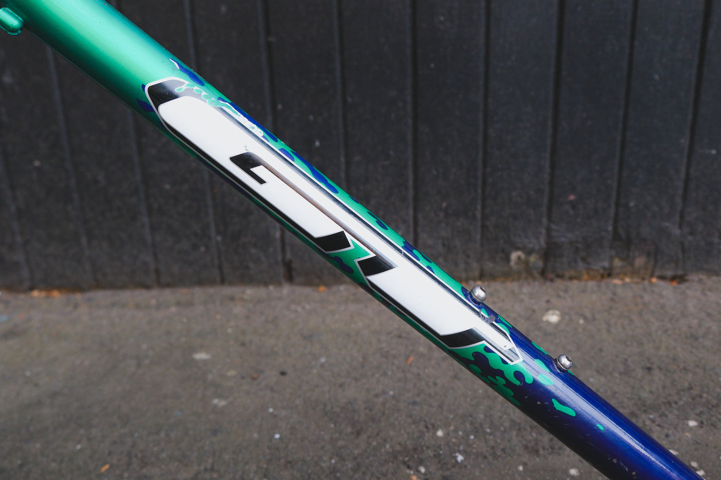 GT Talera (Green / Purple)