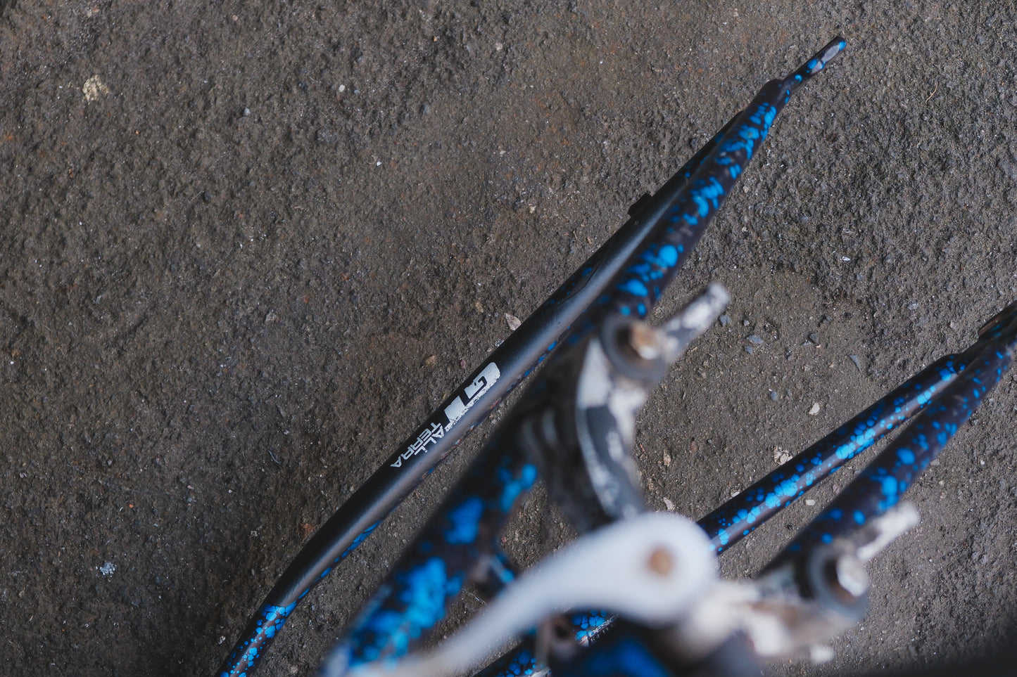 GT Timberline (Black / Blue)